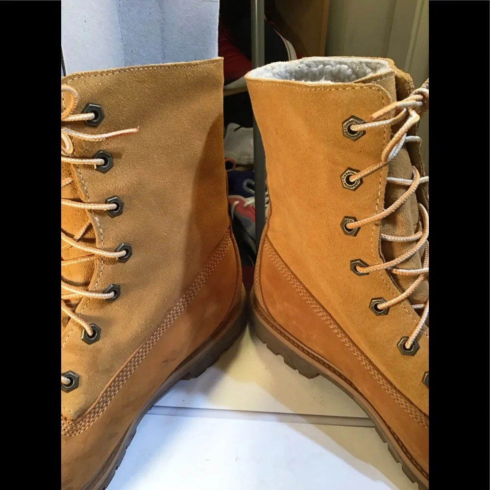 Timberland 6 Inch Basic WaterproofWinter boots. Get ready for the winter.